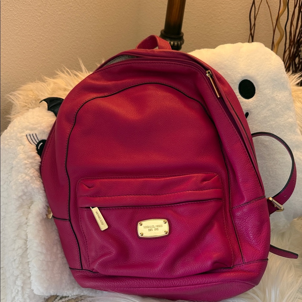 Beautiful Pink Leather Backpack 🎒 🩷🩷🌟